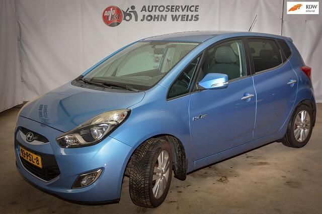 Blauw (metallic) Gebruikt 2011 Hyundai ix20 Hatchback | € 5.250 (Goede deal) - Afbeelding 1/4
