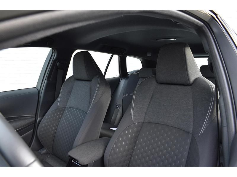 Occasion Toyota Corolla Hybrid Active 98 PK (72 kW) 2023 Bruin Stationwagen