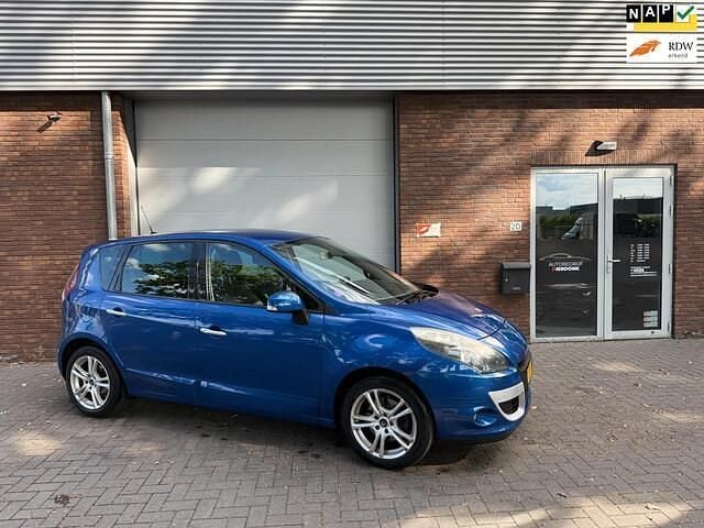 Blauw Gebruikt 2011 Renault Scénic III Bose Edition MPV | € 3.799 (Goede deal) - Afbeelding 1/4