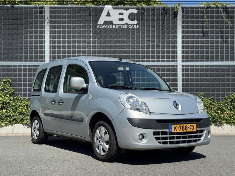 Grijs Gebruikt 2010 Renault Kangoo Authentique MPV | € 6.000 (Duur) - Afbeelding 1/4