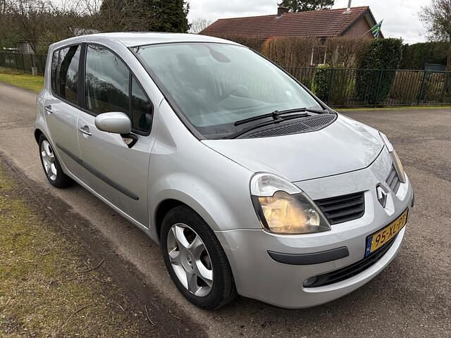 Occasion Renault Modus Dynamique 112 PK (82 kW) 2007 Grijs (metallic) MPV