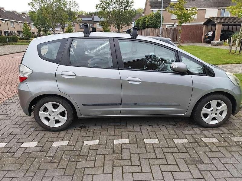 Occasion Honda Jazz 99 PK (72 kW) 2010 Zilver Hatchback