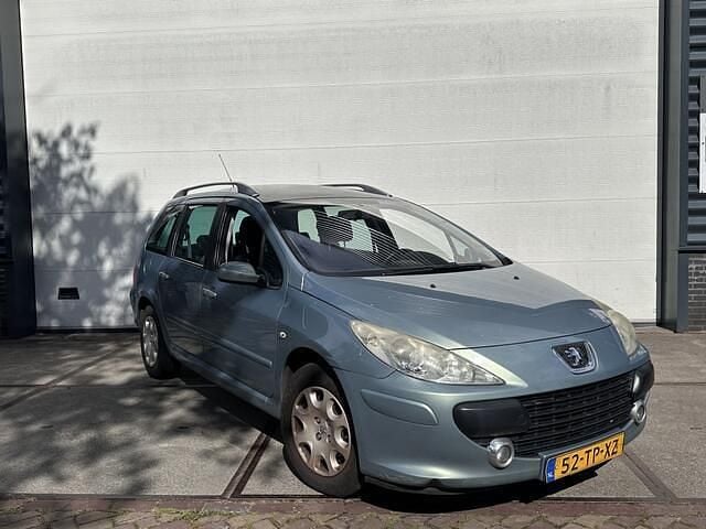 Grijs Gebruikt 2007 Peugeot 307 Stationwagen | € 950 (Eerlijke prijs) - Afbeelding 1/4