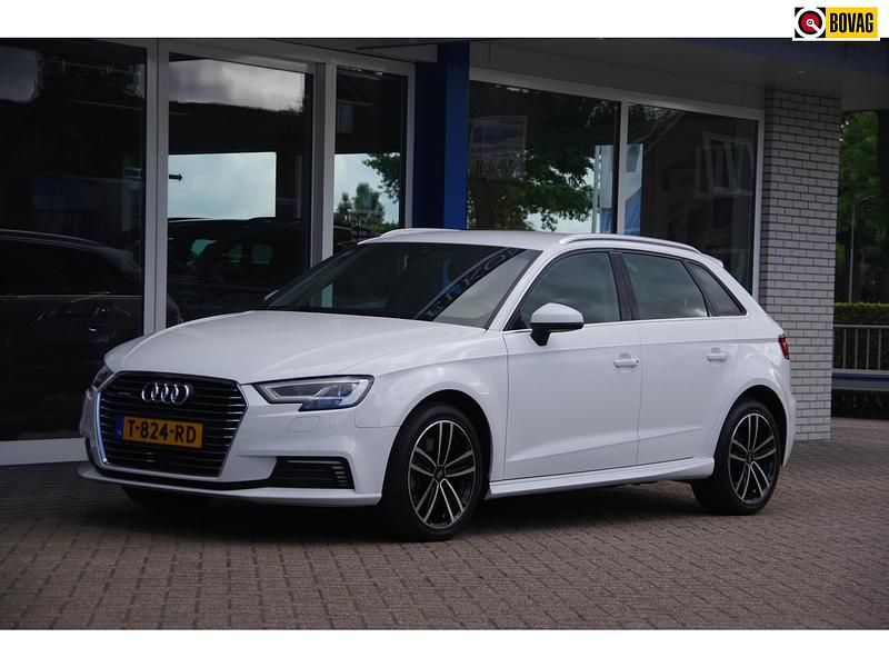 Occasion Audi A3 Sportback e-tron Sport 204 PK (150 kW) 2020 Wit Hatchback