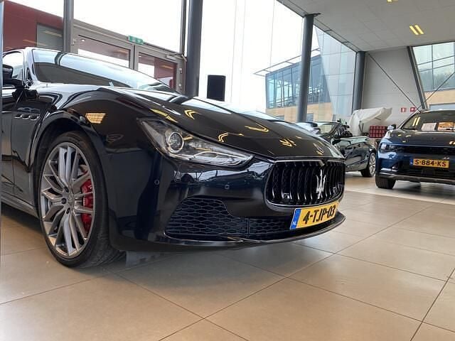 Occasion Maserati Ghibli 411 PK (302 kW) 2014 Zwart Sedan