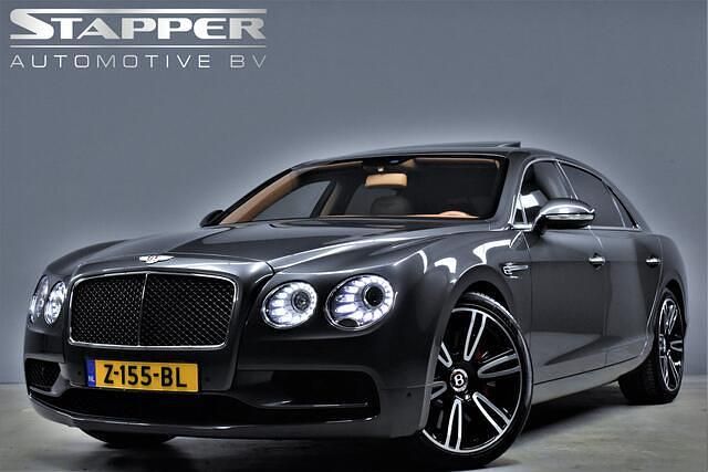Grijs Gebruikt 2016 Bentley Continental GT Mulliner Sedan | € 84.995 - Afbeelding 1/4