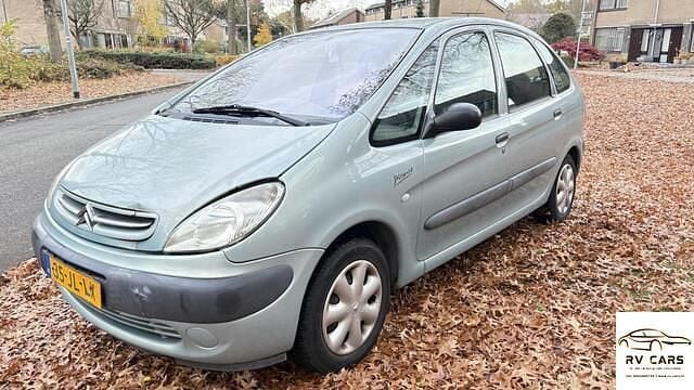Groen Gebruikt 2002 Citroën Xsara Picasso MPV | € 599 (Goede deal) - Afbeelding 1/4