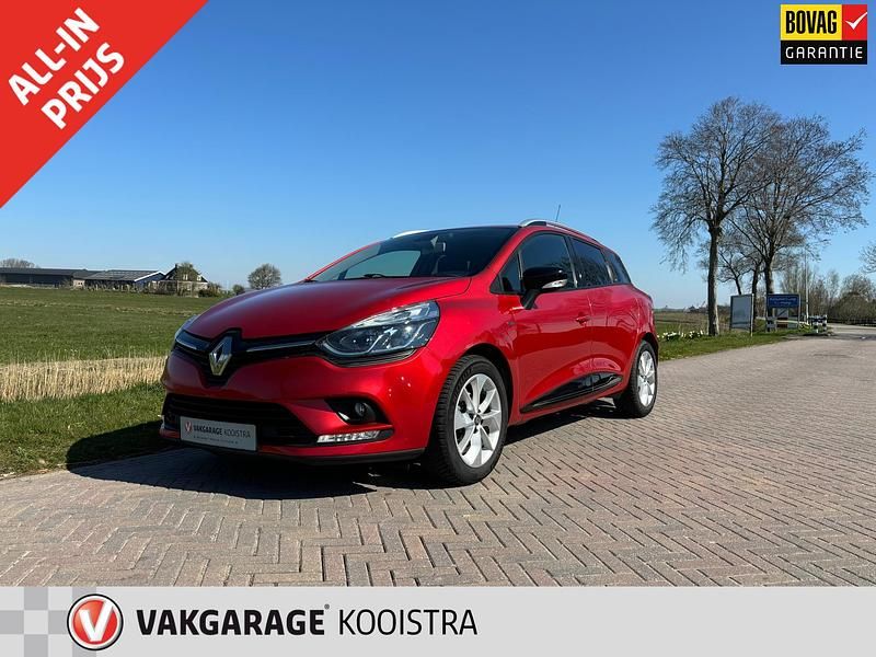 Rood Gebruikt 2018 Renault Clio GrandTour Intens Stationwagen | € 11.750 (Eerlijke prijs) - Afbeelding 1/4