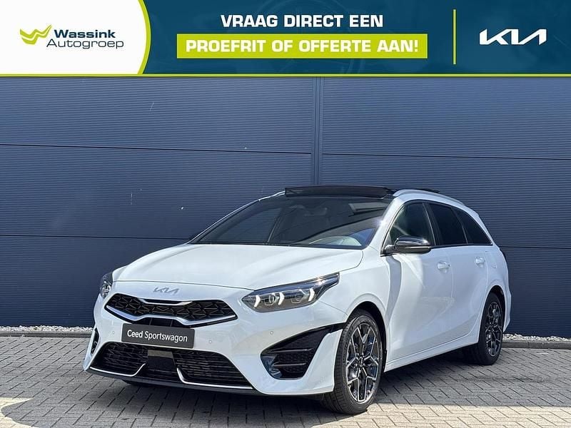 Wit Nieuw 2025 Kia Ceed Sportswagon GT-Line Stationwagen | € 35.100 (Eerlijke prijs) - Afbeelding 1/4