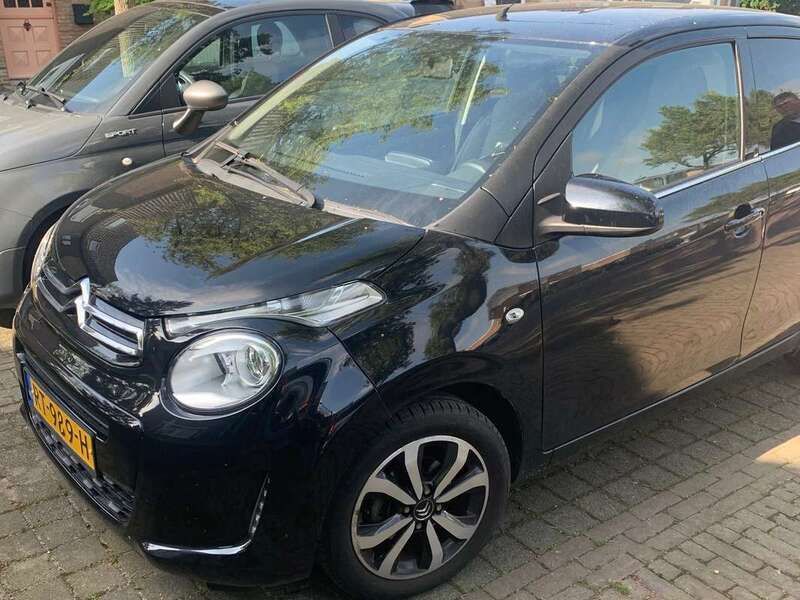 Zwart Gebruikt 2018 Citroën C1 Shine Hatchback | € 10.000 (Eerlijke prijs) - Afbeelding 1/4
