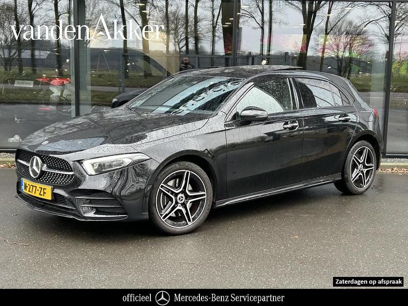 Occasion Mercedes A250 Advanced 2022 Zwart (metallic) Hatchback