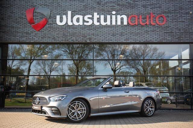 Grijs Gebruikt 2023 Mercedes 200 AMG line Cabriolet | € 69.950 (Eerlijke prijs) - Afbeelding 1/4