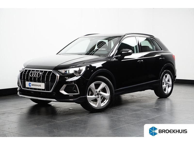 Zwart Gebruikt 2025 Audi Q3 Advanced SUV | € 48.795 (Eerlijke prijs) - Afbeelding 1/4