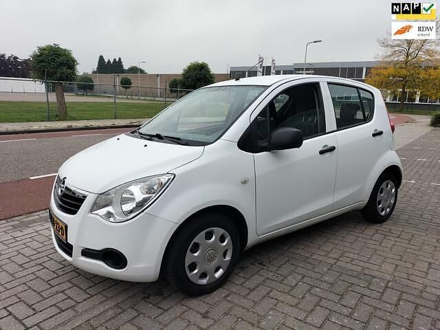 Wit Gebruikt 2009 Opel Agila Edition Hatchback | € 1.950 (Eerlijke prijs) - Afbeelding 1/4
