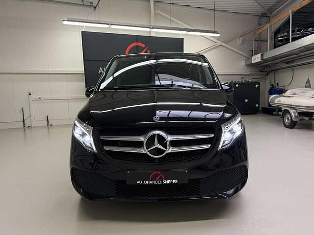 Occasion Mercedes V300 Avantgarde 239 PK (175 kW) 2020 Zwart MPV