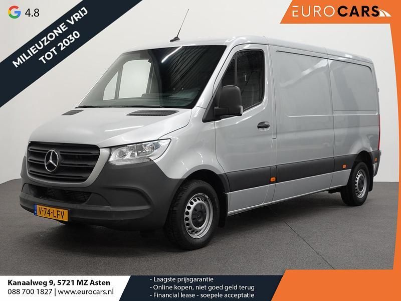Zilver Gebruikt 2021 Mercedes Sprinter Van | € 25.840 - Afbeelding 1/4