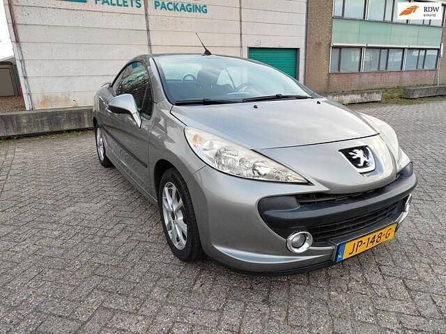 Grijs Gebruikt 2010 Peugeot 207 CC Cabriolet | € 2.999 (Goede deal) - Afbeelding 1/4