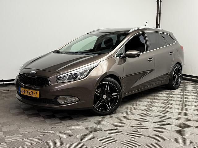 Bruin (metallic) Occasion 2012 Kia Ceed Sportswagon Plus Stationwagen | € 7.975 (Eerlijke prijs) - Afbeelding 1/4