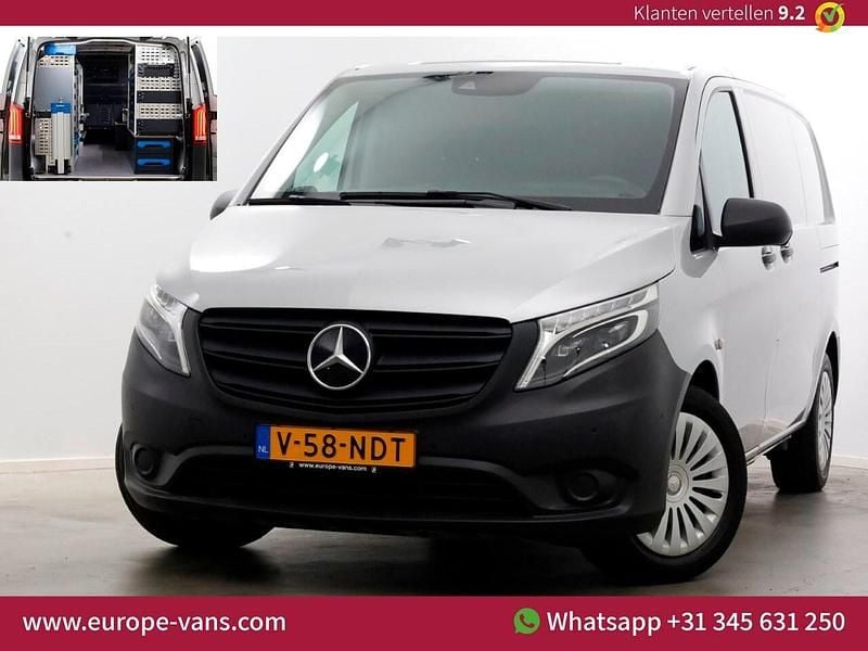 Zilver Gebruikt 2022 Mercedes Vito MPV | € 24.950 (Eerlijke prijs) - Afbeelding 1/3