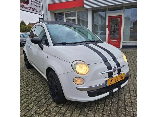 Wit Gebruikt 2008 Fiat 500 Lounge Hatchback | € 3.900 (Eerlijke prijs) - Afbeelding 1/4