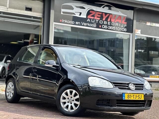 Zwart Gebruikt 2006 VW Golf V Hatchback | € 3.999 (Eerlijke prijs) - Afbeelding 1/4