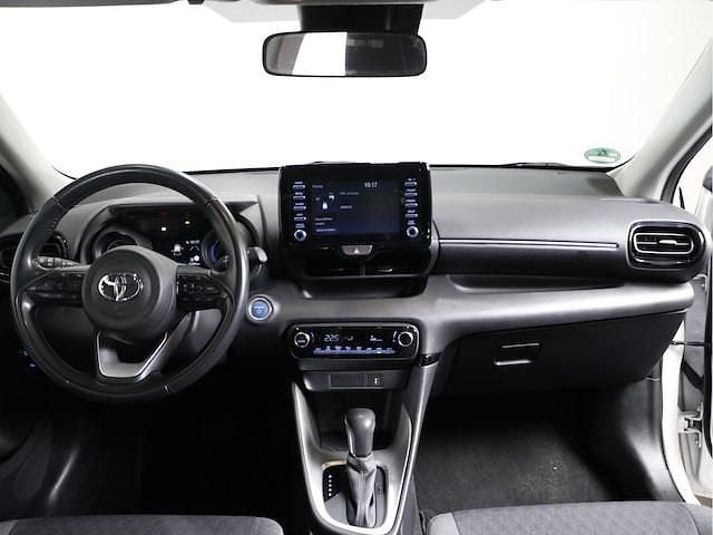 Occasion Toyota Yaris Hybrid 80 PK (58 kW) 2022 Wit Hatchback