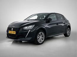 Zwart Gebruikt 2023 Peugeot e-208 Allure Hatchback | € 19.725 (Eerlijke prijs) - Afbeelding 1/4