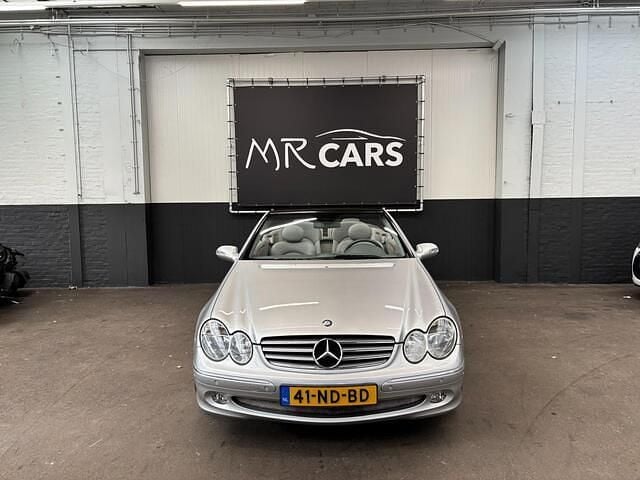 Grijs Gebruikt 2003 Mercedes 200 Cabriolet | € 5.450 (Eerlijke prijs) - Afbeelding 1/4