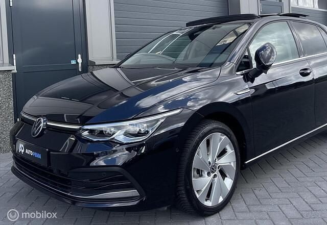 Occasion VW Golf VII Style 150 PK (110 kW) 2021 Zwart Hatchback