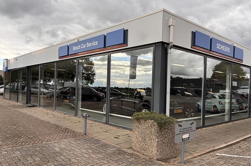 Occasion Renault Clio GrandTour LIMITED 90 PK (66 kW) 2017 Zwart Stationwagen