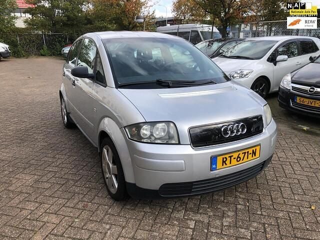Wit Gebruikt 2002 Audi A2 Hatchback | € 1.250 (Super prijs) - Afbeelding 1/4