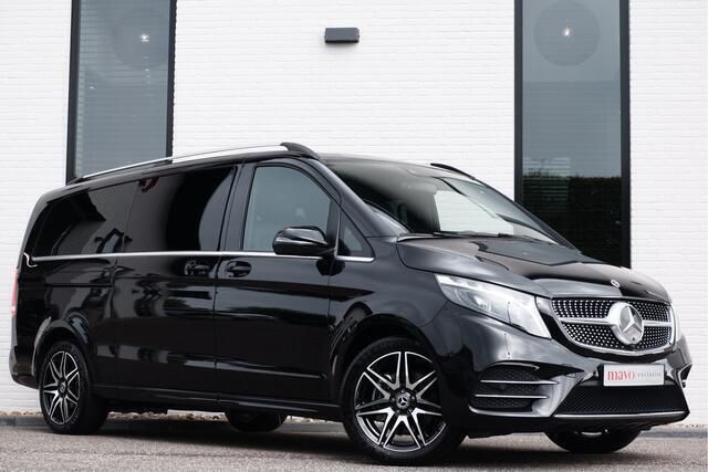 Zwart Nieuw 2024 Mercedes V250 AMG MPV | € 72.950 - Afbeelding 1/4