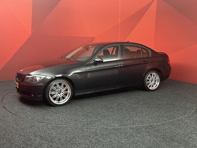 Occasion BMW 318 131 PK (96 kW) 2006 Zwart Sedan