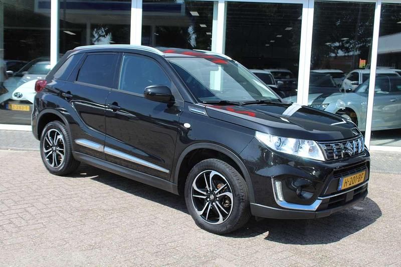 Occasion Suzuki Vitara 112 PK (82 kW) 2020 Zwart SUV