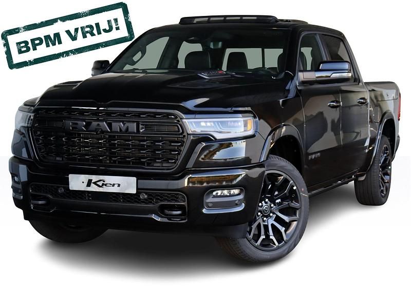 Zwart Gebruikt 2024 Dodge Ram Limited Pickup | € 90.000 (Eerlijke prijs) - Afbeelding 1/4