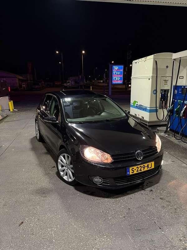 Zwart Gebruikt 2009 VW Golf VI Comfortline Stationwagen | € 10.495 - Afbeelding 1/4