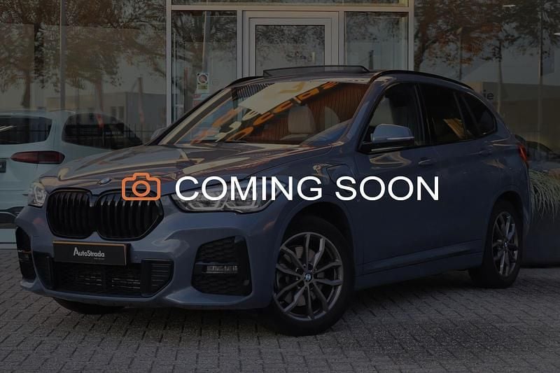Grijs Gebruikt 2021 BMW X1 M Sport SUV | € 28.800 (Goede deal) - Afbeelding 1/4