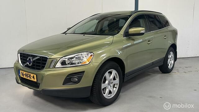 Groen Gebruikt 2008 Volvo XC60 Momentum SUV | € 17.945 (Iets duurder) - Afbeelding 1/4