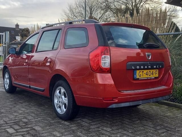 Occasion Dacia Logan Prestige 90 PK (66 kW) 2015 Rood (metallic) Stationwagen
