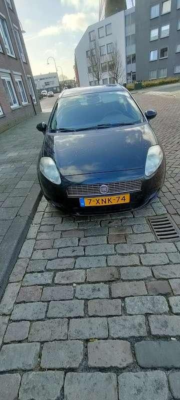 Gebruikt 2008 Fiat Punto Classica Hatchback | € 1.850 - Afbeelding 1/4