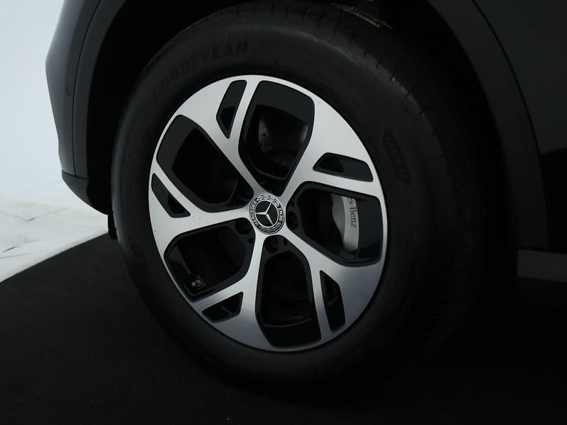 Occasion Mercedes GLC300 Luxury 313 PK (230 kW) 2024 Zwart SUV