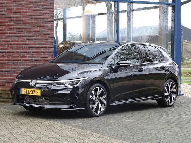 Zwart Gebruikt 2024 VW Golf VIII R-line | € 39.750 (Super prijs) - Afbeelding 1/4