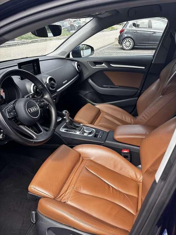 Blauw Gebruikt 2016 Audi A3 Sportback Hatchback | € 13.750 (Iets duurder) - Afbeelding 1/4