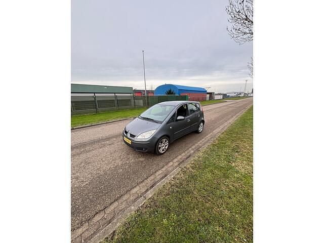 Occasion Mitsubishi Colt 95 PK (69 kW) 2008 Grijs (metallic) Hatchback