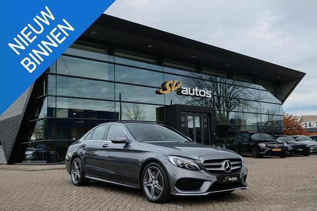 Grijs Occasion 2017 Mercedes C180 Sport Edition Sedan | € 22.950 (Eerlijke prijs) - Afbeelding 1/4