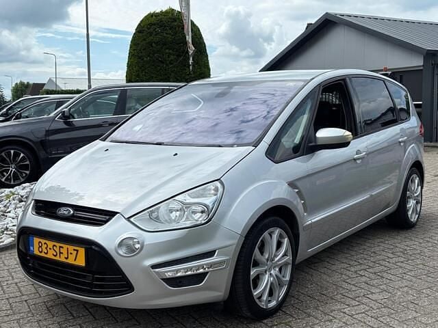 Grijs Gebruikt 2011 Ford S-MAX S MPV | € 3.950 (Eerlijke prijs) - Afbeelding 1/4