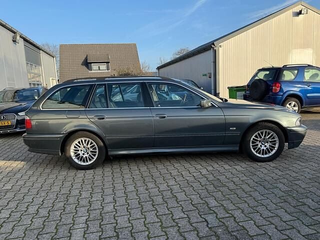 Occasion BMW 525 192 PK (141 kW) 2003 Grijs Stationwagen