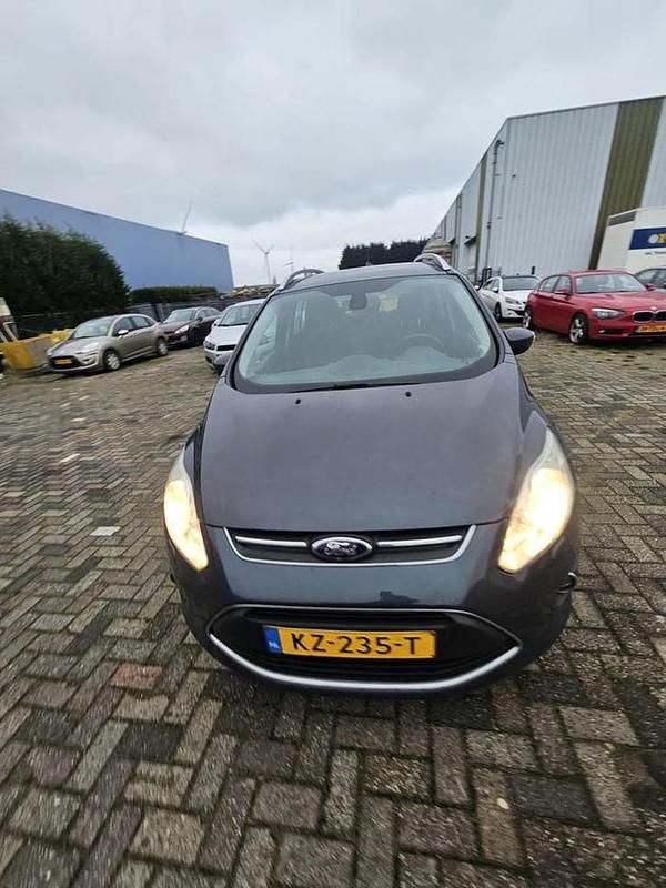 Gebruikt 2011 Ford Grand C-Max Titanium MPV | € 3.800 (Eerlijke prijs) - Afbeelding 1/4