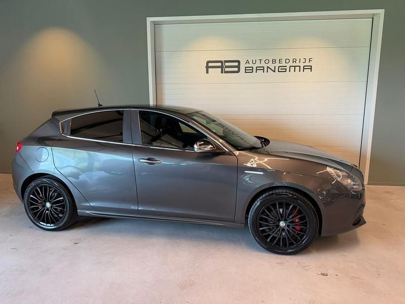 Occasion Alfa Romeo Giulietta 120 PK (88 kW) 2015 Grijs Hatchback