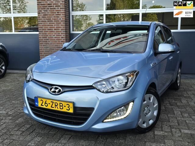 Blauw Gebruikt 2013 Hyundai i20 Hatchback | € 5.695 (Eerlijke prijs) - Afbeelding 1/4